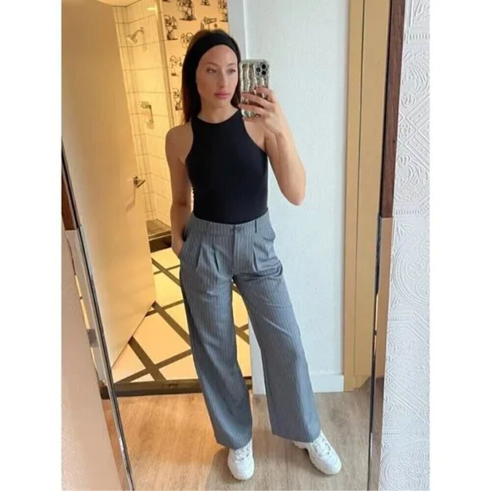 SKIMS Fits Everybody High Neck Bodysuit in Onyx Black Size XX-Small - Picture 4 of 16